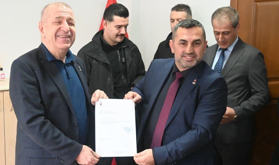 Zafer Partisi Sakarya İl Başkanı Erkan Tiryaki “Zafer Partisi Sakarya’da küçülmüyor, büyüyor”