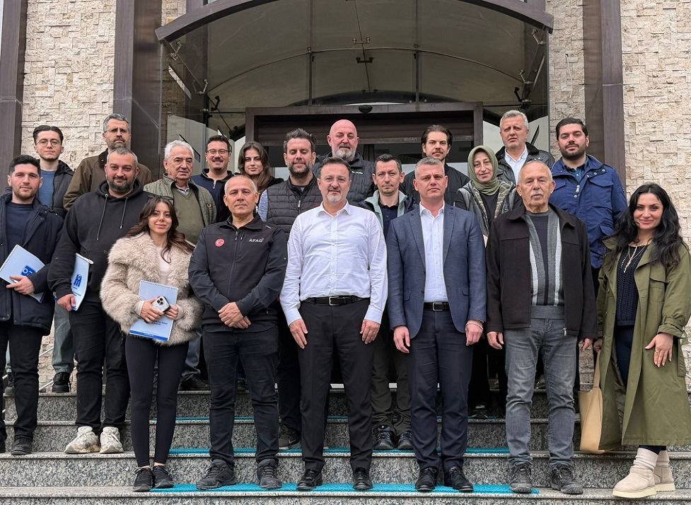 TMMOB İnşaat Mühendisleri Odası Sakarya Şubesi Afet Farkındalık Eğitmen Eğitimi programı gerçekleştirdi