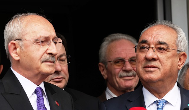 CHP lideri ve Cumhurbaşkanı Adayı Kılıçdaroğlu, görüşmenin ardından DSP lideri Aksakal ile ortak basın açıklaması yaptı.