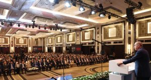 Cumhurbaşkanı Recep Tayyip Erdoğan,”81 ilimizin tamamının çehresini, kentsel dönüşümle değiştirmekte kararlıyız.”