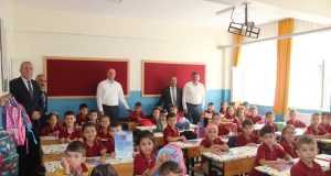 Ferizli protokolü okulun ilk gününde Ferizli Şehit Hacı Uzun İlkokulunda