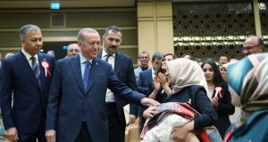 Cumhurbaşkanı Recep Tayyip Erdoğan, Cumhurbaşkanlığı Külliyesinde gerçekleştirilen 108. Dönem Kaymakamlık Kursu Kura Töreni’ne katılarak bir konuşma yaptı.