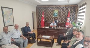 Ali GÖKPINAR ve yönetim kurulu üyeleri Arifiye kaymakamı ve Arifiye belediye başkanını makamlarında ziyaret gerçekleştirdi