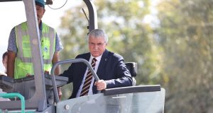 Kaynarca’nın altyapısı tamamlanan kısımlarına asfalt müjdesi