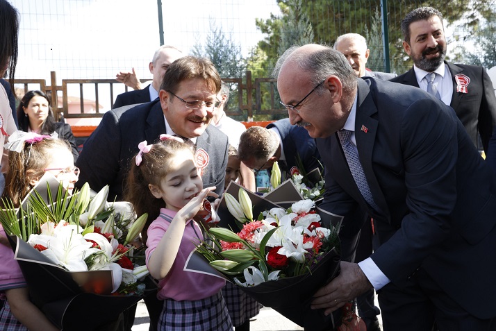 İlk Ders Zili Vali Karadeniz’den
