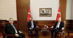 Dikbayır ve Dokumacı Vali Yaşar Karadeniz’i ziyaret etti