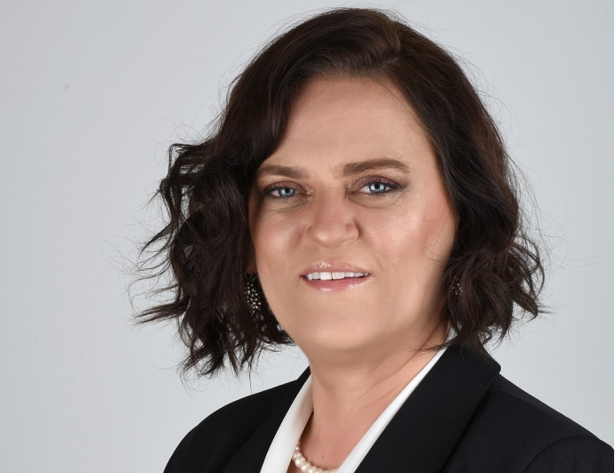 Aysel Uzun Camili’de muhtar adayı