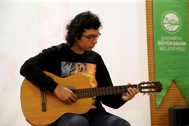 Engelsiz aile buluşmalarında hayran bırakan performans