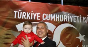 CUMHURİYETİN 100. YILINDA HENDEK’TE FENER ALAYI ÇOSKUSU