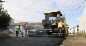 Akyazı İnönü Mahallesi’nin sokakları yenileniyor