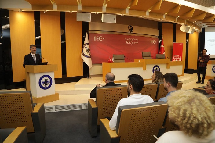 Sakarya’da KOBİ’lere Yönelik E-ihracat Eğitimi Başladı