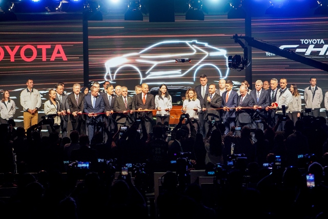 Türkiye’nin Otomotiv Geleceği Yeniden Şekilleniyor: Yeni Toyota C-HR Üretimi Başladı!