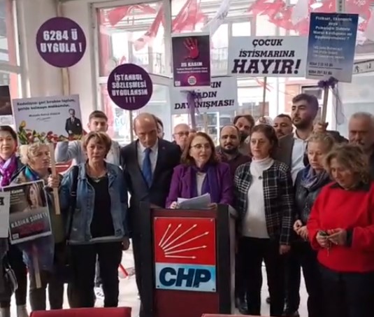 CHP’li kadınlar Kadına Şiddete Hayır Dediler