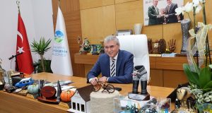 Başkan Yüce, siyaset öğrencileriyle buluştu