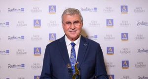 Büyükşehir’e ‘Marmara’nın en başarılı belediyesi’ ödülü