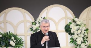 Başkan Yüce’den öğretmenlere: “Siz bahçesinde gül yetiştirenlersiniz”