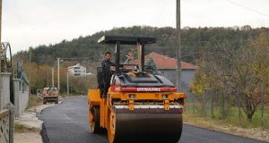 Arifiye Belediyesinde Asfalt Mesaisi Sürüyor