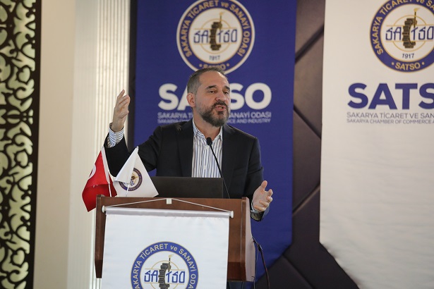Doç. Dr. Atılım Murat Türkiye Ekonomisinin Gelecek Projeksiyonunu SATSO Çalıştayı’nda Değerlendirdi