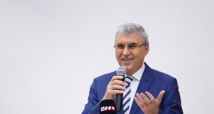 Başkan Ekrem Yüce meclisten seslendi: “Bıkmadan, yorulmadan, ilk günkü aşkla buradayız”