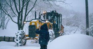 Kar kalınlığı yer yer 1 metreyi buldu: Büyükşehir her an teyakkuzdaydı