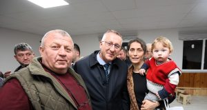 Başkan Adayı Mutlu Işıksu Cemevi’nde vatandaşlarla bir araya geldi