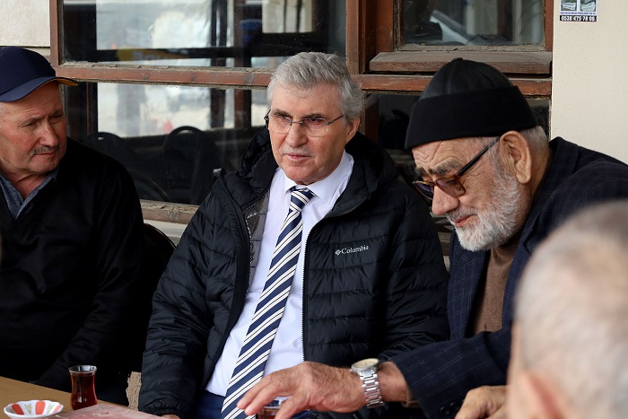 Başkan Ekrem Yüce Hocaköy’deydi