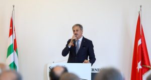 Başkan Adayı Alemdar, Sakarya Abhaz Derneği’ni ziyaret etti