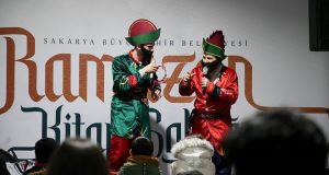 Karagöz ve Hacivat Ramazan akşamlarının tadı oldu