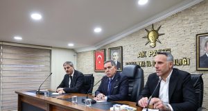AK Parti İl Başkanlığında istişare toplantısı düzenlendi