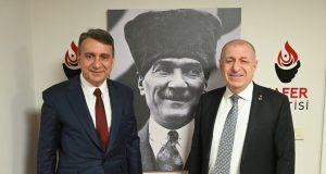 Azmi Karamahmutoğlu Zafer Partisi parti sözcülüğü görevine başlamıştır