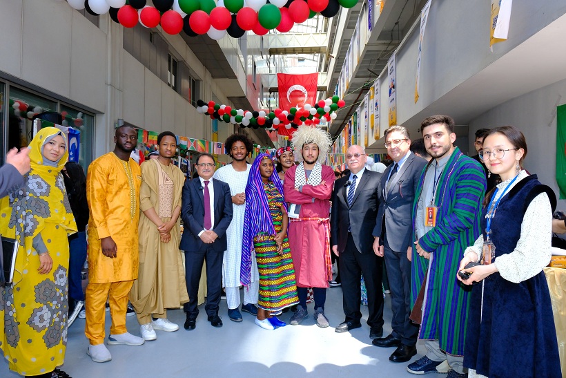 Uluslararası Kültür Günü renkli görüntülere sahne oldu