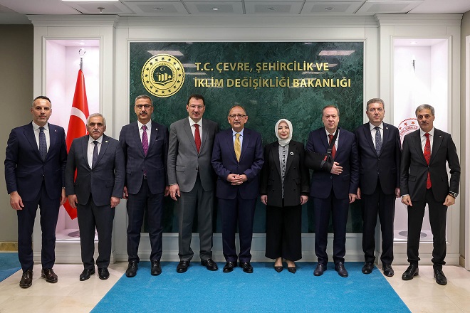 Alemdar ve Sakarya heyeti Bakan Özhaseki ile Sakarya’yı konuştu