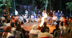 Yusuf Alemdar’dan kamp ateşi başında gençlere: “Bir hikayeniz olsun”
