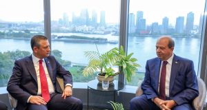 CHP Genel Başkanı Özel, KKTC Cumhurbaşkanı Tatar ile Bir Araya Geldi