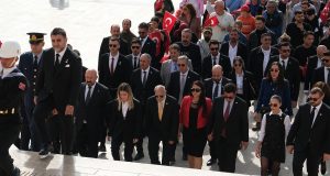 Genç Parti’nin yeni Genel Başkanı Burçin Şahindur Atatürk’ün huzuruna çıktı.