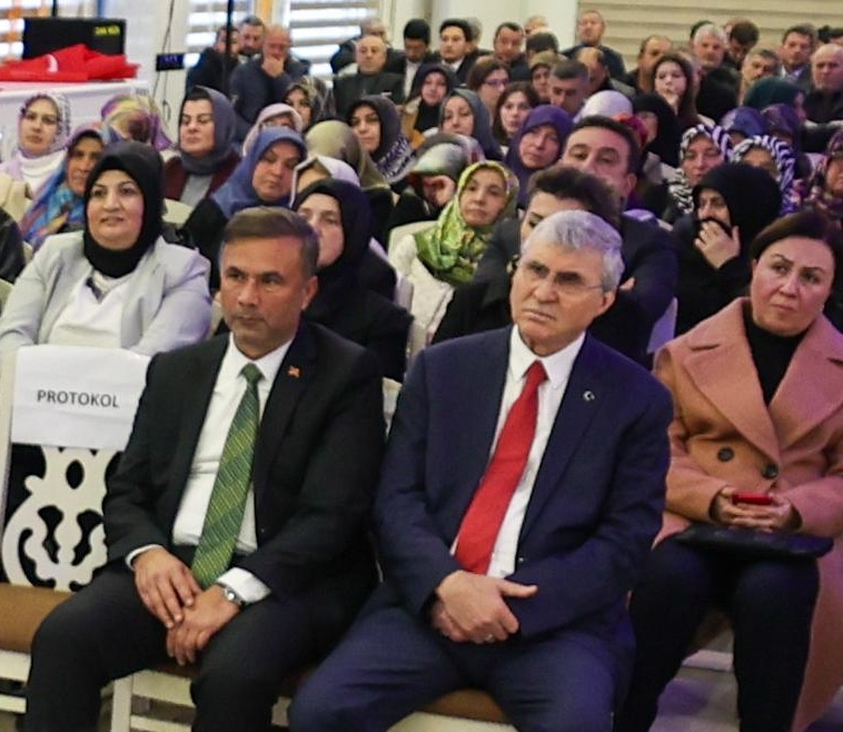 AK Parti Geyve İlçe Başkanı Hasan Çetinkaya seçildi
