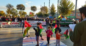SAKARYA Demokrasi Meydanı’nda eylem: Ülkemizin limanları İsrail gemilerine kapatılsın!
