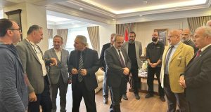 İzmit Kaymakamı Yusuf Ziya ÇELİKKAYA ‘ı Makamında ziyaret ettiler