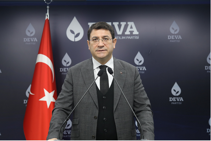 “Dünyanın birçok yerinde insan hakları ihlalleri yaşanıyor”