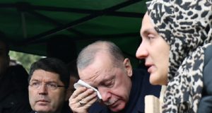 Cumhurbaşkanı Erdoğan, Bolu’daki yangında hayatını kaybeden Gültekin Ailesi’nin cenaze törenine katıldı