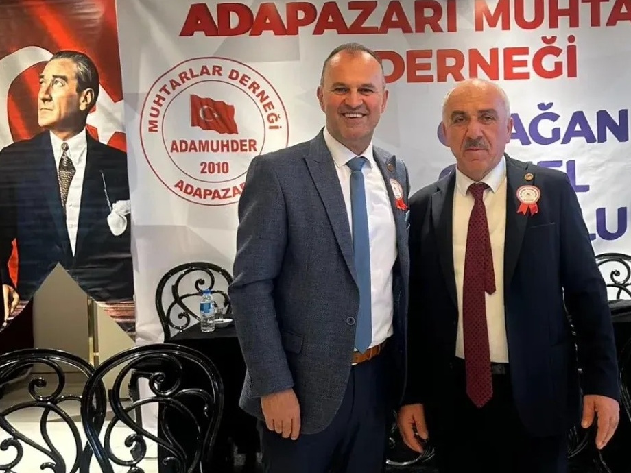 Bayram Demirci Adapazarı Muhtarlar Derneği’nin yeni başkanı oldu.