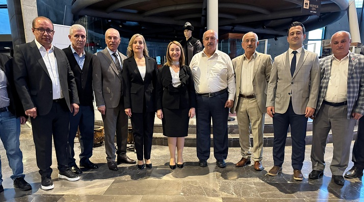 “Osmanlı Başkentleri Osmangazi’de Buluşuyor” programı beklenen ilgiyi görmedi.