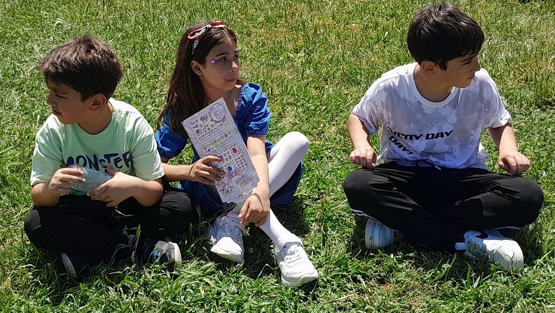 Geyve ilçesinin Bayat Mahallesinde  düzenlenen Hıdırellez Pilavı Etkinliği renkli görüntülere sahne oldu.