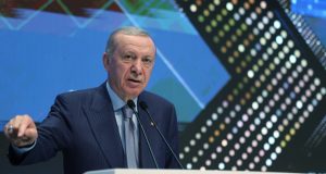 Türkiye barış masalarının aranan aktörü hâline geliyor