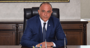 Kars Emniyet Müdürü Mehmet Ömür Saka Sakarya Emniyet Müdürlüğüne atandı