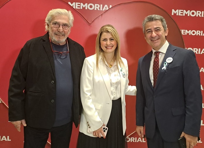  MYASTENİA GRAVİS HASTALIĞI GENÇ KADINLARI DAHA ÇOK ETKİLİYOR