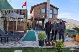 Sapanca Bayraklı Dağ Evi tesisimizde sizleri ağırlamaktan mutluluk duyarız.