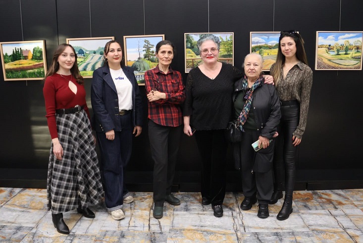 Ressam Vladimir Topal İstanbullu Sanatseverlerle Buluştu.