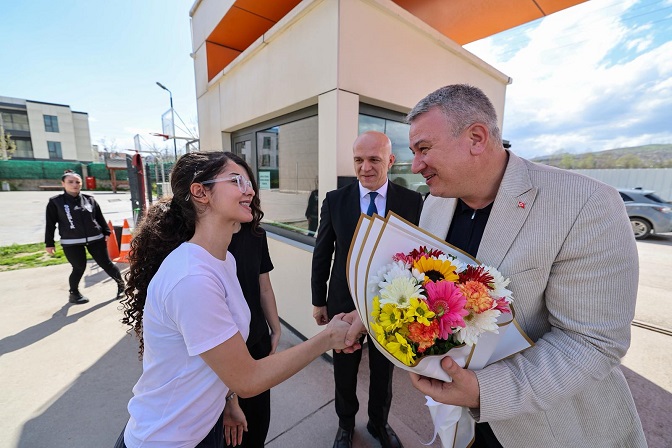 Başkan Çelik: Gençlerin Görüşleri Geleceğe Yön Veriyor