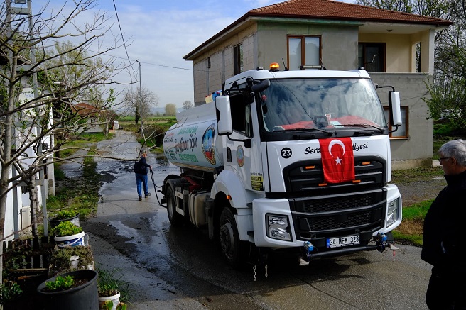 Serdivan Belediyesi’nden Yoğun Yağışa Hızlı Müdahale